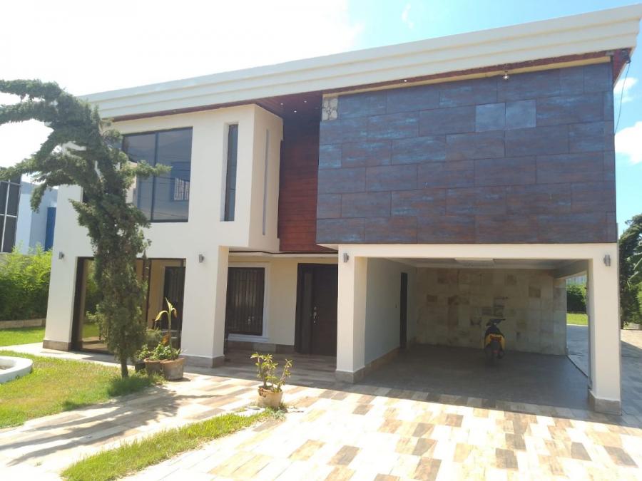 Foto Casa en Venta en Bonao, Monseor Nouel - U$D 460.000 - CAV31050 - BienesOnLine