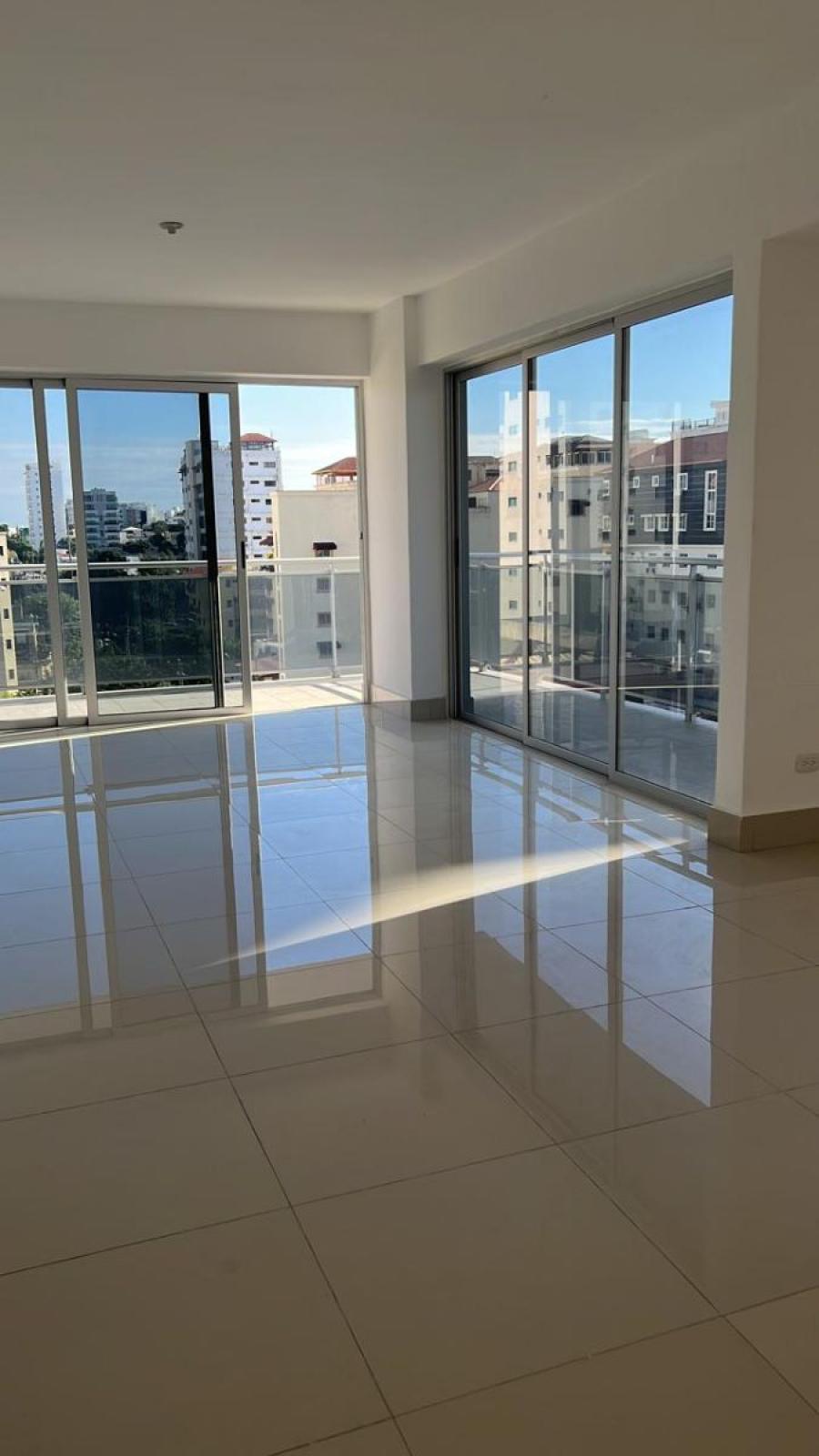 Foto Apartamento en Venta en Evaristo Morales, Santo Domingo de Guzmn, Distrito Nacional - U$D 230.000 - APV36307 - BienesOnLine