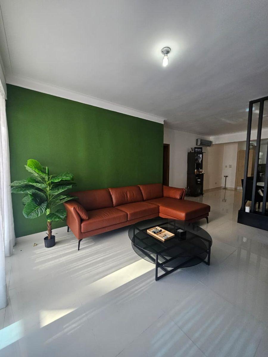 Home in Metric Way