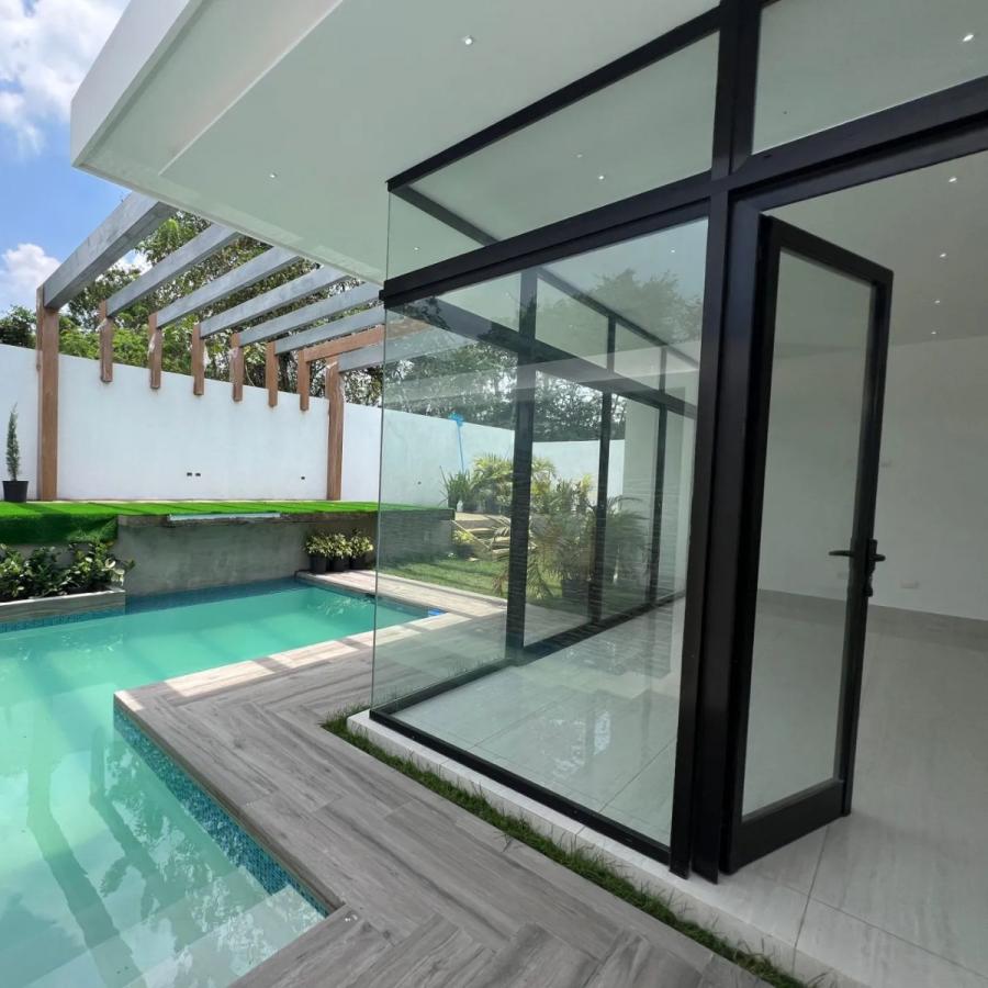 Home in Metric Way