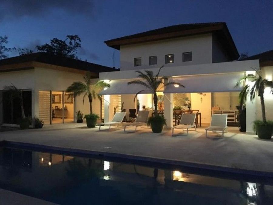 Foto Casa en Venta en Turstico Vern-Punta Cana, La Altagracia - U$D 750.000 - CAV27432 - BienesOnLine