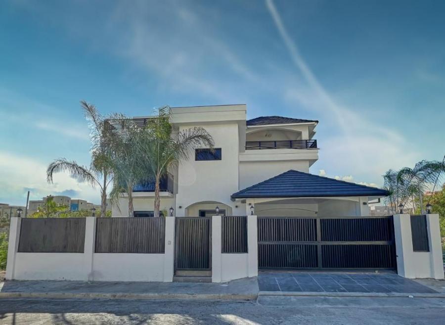 Casa en Alquiler en Caleta, Caleta, La Romana UD 300 CAA22717