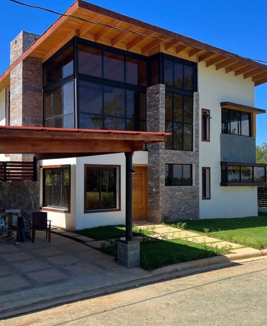 Foto Casa en Venta en Jarabacoa, La Vega - U$D 490.000 - CAV23276 - BienesOnLine