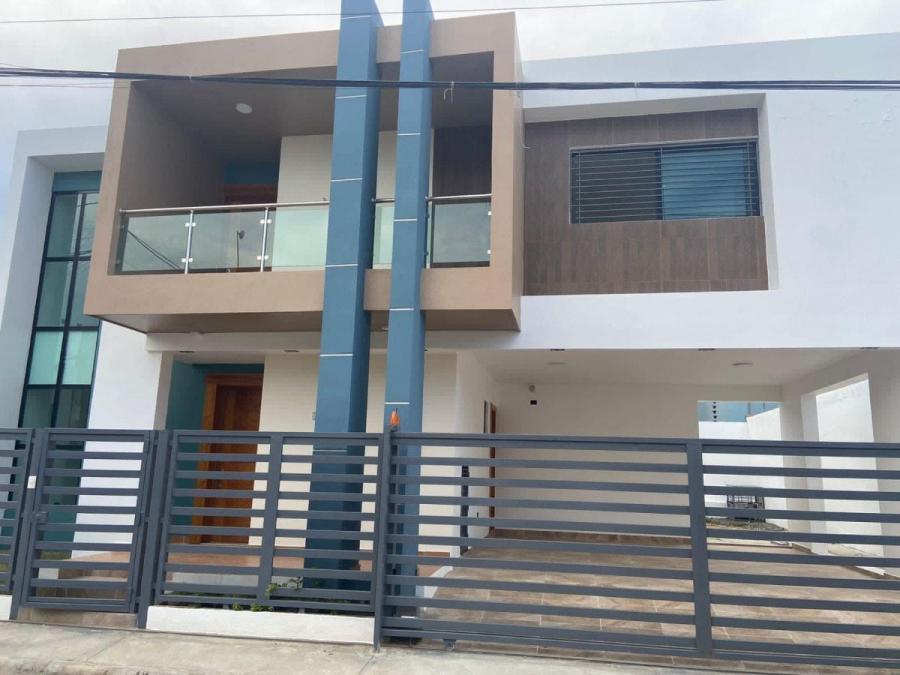 Foto Casa en Venta en Santiago de los Caballeros, Santiago - U$D 228.000 - CAV46536 - BienesOnLine