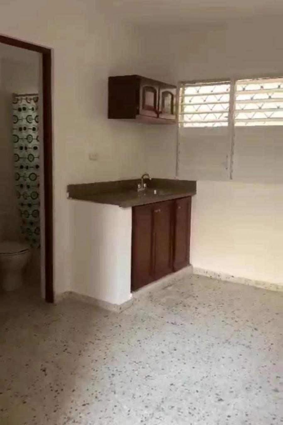 Foto Apartamento en Alquiler en Ciudad Universitaria, Distrito Nacional - $ 13.500 - APA38511 - BienesOnLine