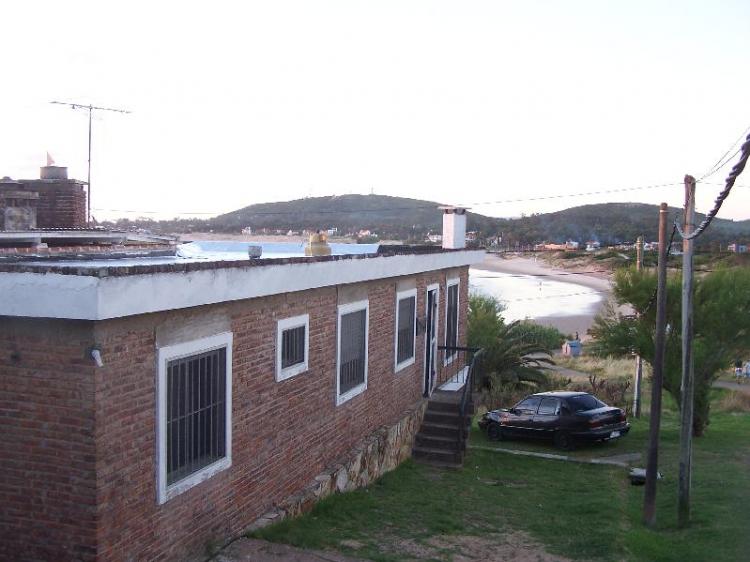 Foto Casa en Alquiler por temporada en Punta Colorada, Maldonado - U$D 100 - CAT4111 - BienesOnLine