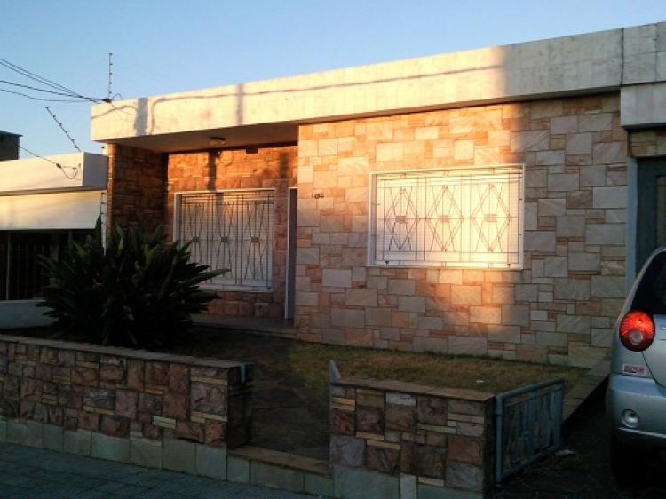 Foto Casa en Venta en Colonia del Sacramento, Colonia - U$D 185.000 - CAV3675 - BienesOnLine