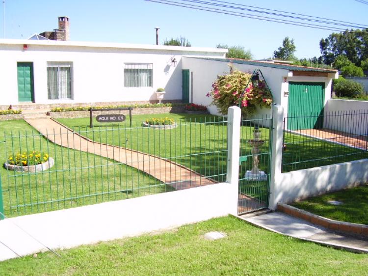 Foto Casa en Venta en los bulevares, montevideo, Montevideo - U$D 26.500 - CAV24 - BienesOnLine