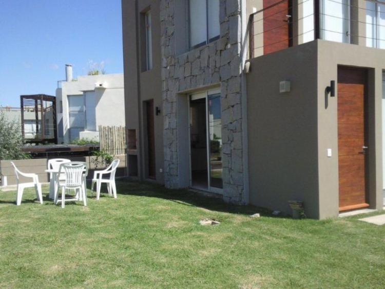 Foto Apartamento en Alquiler por temporada en Manantiales, Maldonado - APT4862 - BienesOnLine