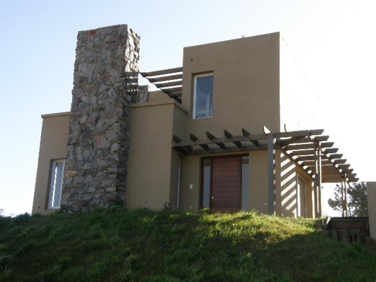 Foto Casa en Venta en Manantiales, Maldonado - U$D 340.000 - CAV2234 - BienesOnLine