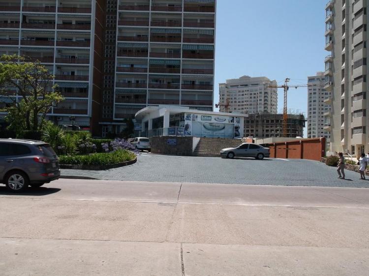 Foto Local en Venta en Punta del Este, Maldonado - U$D 980.000 - LOV4339 - BienesOnLine