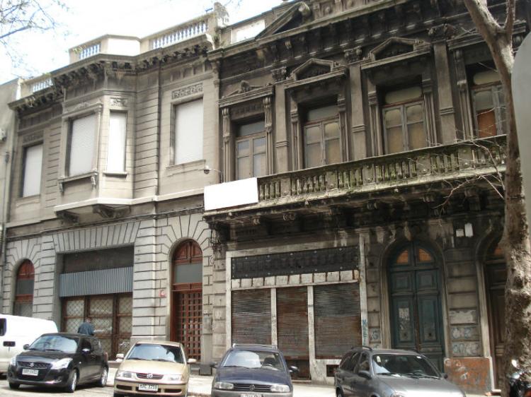 Foto Terreno en Venta en Centro, Montevideo, Montevideo - U$D 930.000 - TEV4950 - BienesOnLine