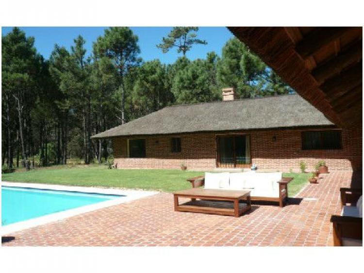 Foto Casa en Venta en Pinares, Pinares, Maldonado - U$D 490.000 - CAV6252 - BienesOnLine