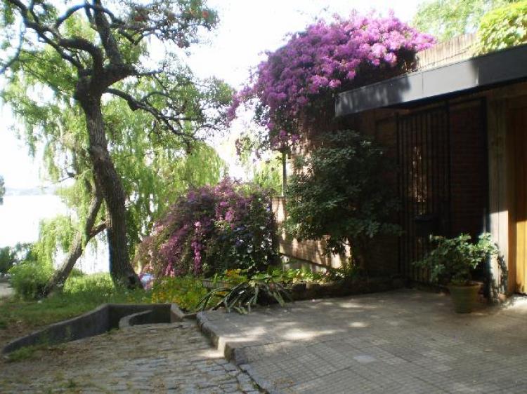 Foto Casa en Alquiler por temporada en centro casi barrio histrico, Colonia del Sacramento, Colonia - U$D 4.000 - CAT2961 - BienesOnLine
