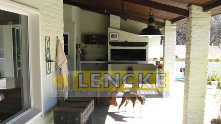 Foto Casa en Venta en Balneario, Colonia del Sacramento, Colonia - U$D 480.000 - CAV3252 - BienesOnLine