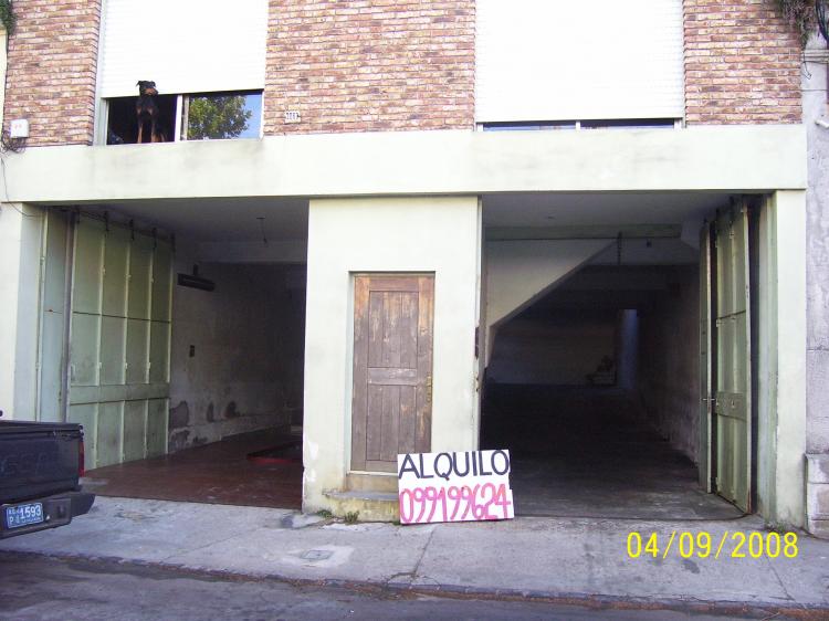 Foto Local en Alquiler en tres cruces, montevideo, Montevideo - $ 17.000 - LOA689 - BienesOnLine