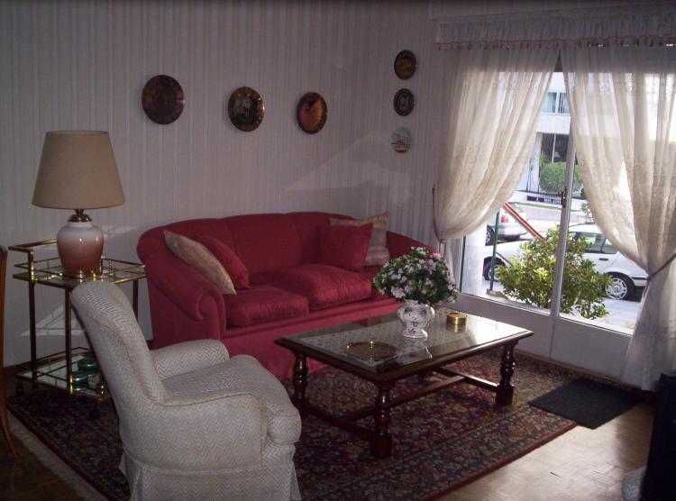 Foto Apartamento en Alquiler por temporada en Pocitos, Montevideo, Montevideo - U$D 60 - APT1486 - BienesOnLine