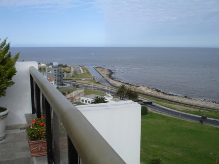 Foto Apartamento en Venta en POCITOS, Montevideo, Montevideo - U$D 590.000 - APV595 - BienesOnLine