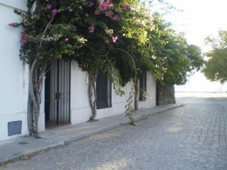 Foto Casa en Venta en Colonia del Sacramento, Colonia - U$D 750.000 - CAV3045 - BienesOnLine