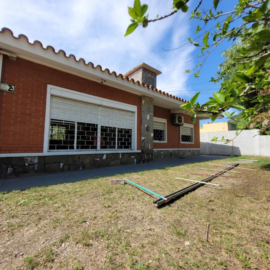 Foto Casa en Venta en El Pinar, Canelones - U$D 250.000 - CAV7563 - BienesOnLine