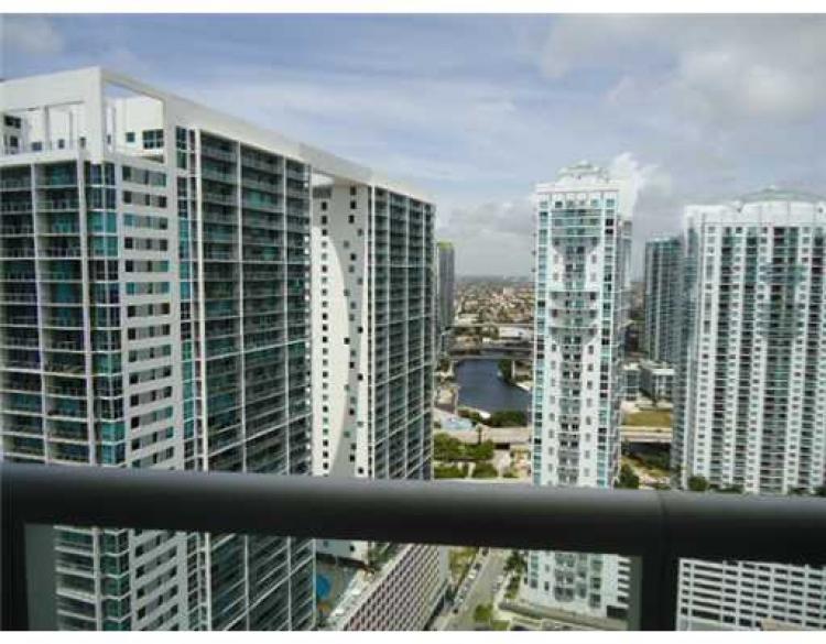 Foto Apartamento en Venta en Miami, Florida - U$D 275.000 - APV190 - BienesOnLine