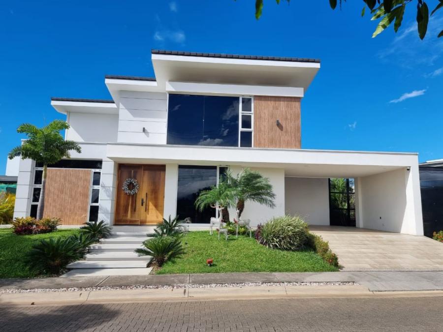 Foto Casa en Venta en Grecia, Costa Rica, Centroamrica - U$D 440.000 - CAV10628 - BienesOnLine