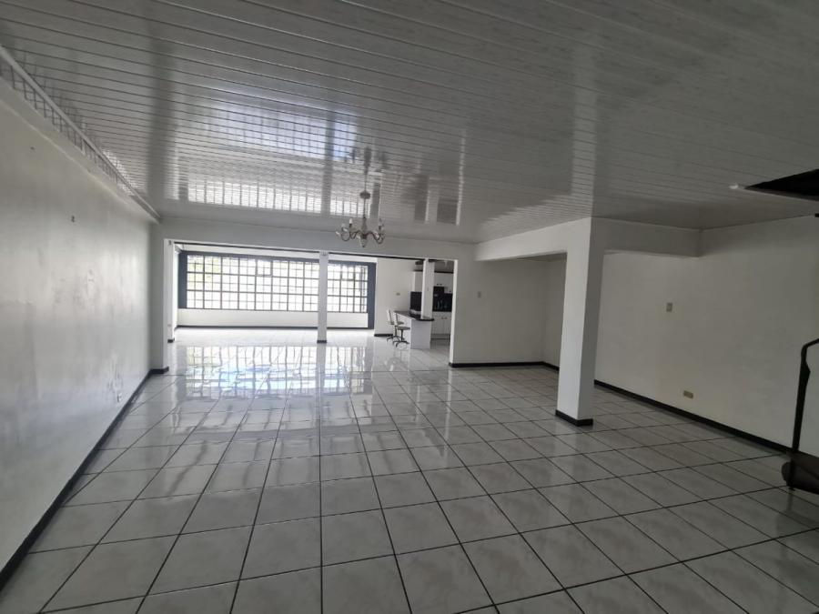 Foto Apartamento en Venta en La Colina, San Jos, Curridabat, Centroamrica - U$D 180.000 - APV3104 - BienesOnLine