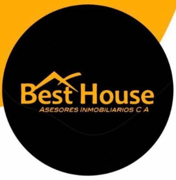 Best House - Cristhian Petit Asesor Inmobiliario