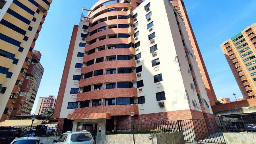 Foto Apartamento en Venta en Naguanagua, Urb. Palma Real (Maongo), Carabobo - U$D 39.000 - APV220812 - BienesOnLine