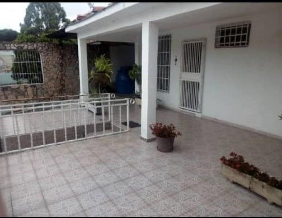 Foto Casa en Venta en Los Guayabitos, Naguanagua, Carabobo - U$D 43.000 - CAV167583 - BienesOnLine