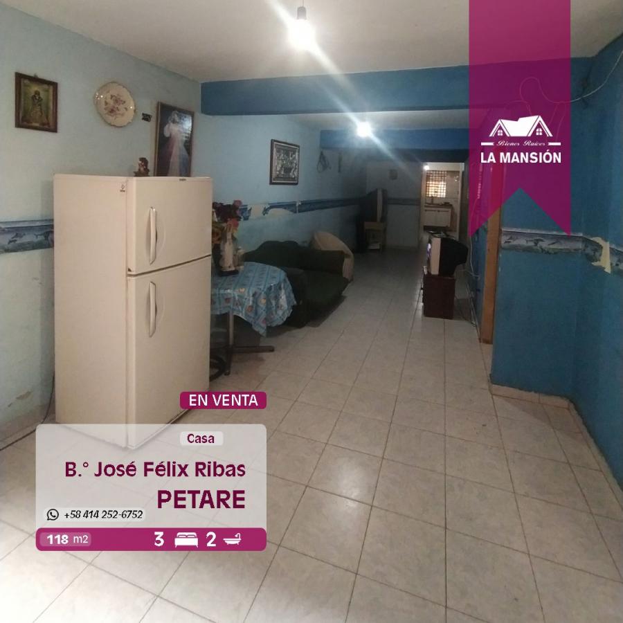 Foto Casa en Venta en PETARE, BARRIO JOSE FELIX RIBAS, Miranda - U$D 10.000 - CAV176178 - BienesOnLine