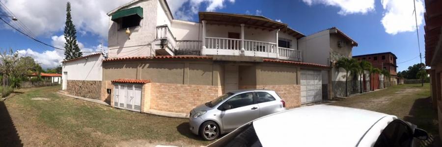 Foto Casa en Venta en brion, Higuerote, Miranda - U$D 80.000 - CAV215144 - BienesOnLine