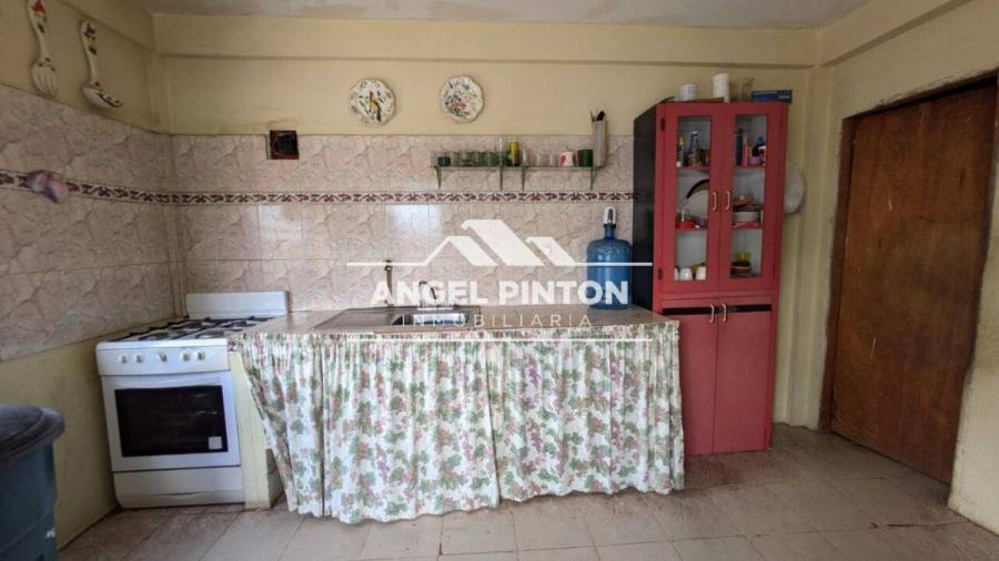 Foto Casa en Venta en Oeste, Maracaibo, Zulia - U$D 17.000 - CAV254092 - BienesOnLine