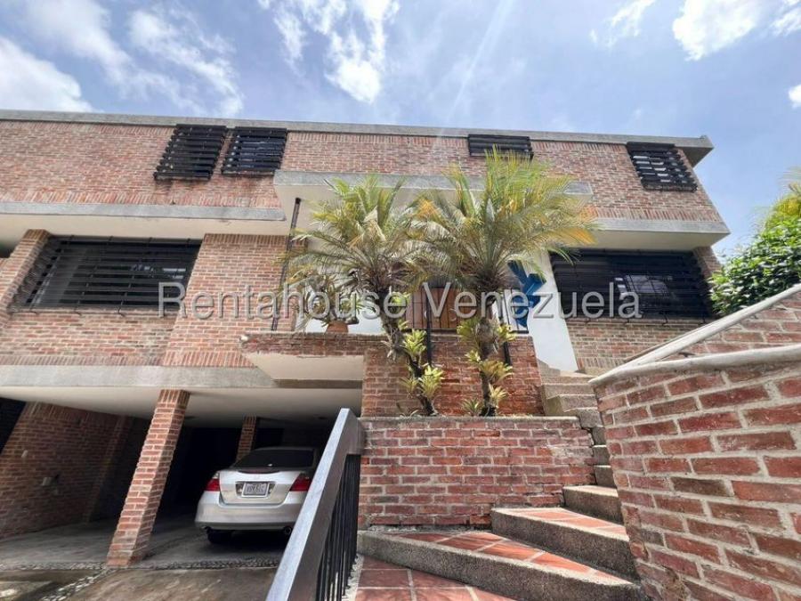 Foto Casa en Venta en Baruta, Caracas, Distrito Federal - U$D 430.000 - CAV254144 - BienesOnLine