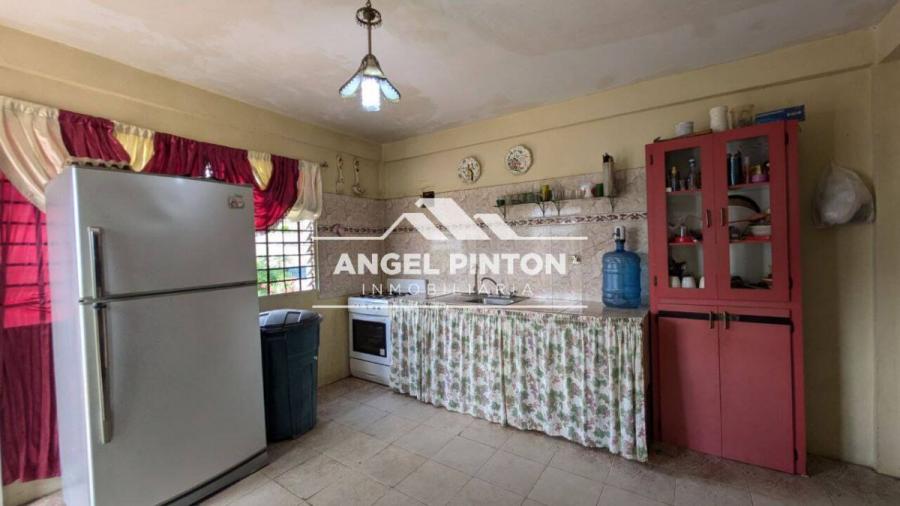 Foto Casa en Venta en Oeste, Maracaibo, Zulia - U$D 17.000 - CAV254175 - BienesOnLine