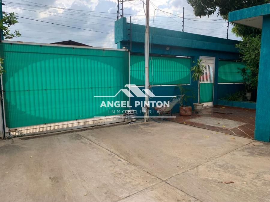 Foto Casa en Venta en Maracaibo, Zulia - U$D 25.000 - CAV254333 - BienesOnLine