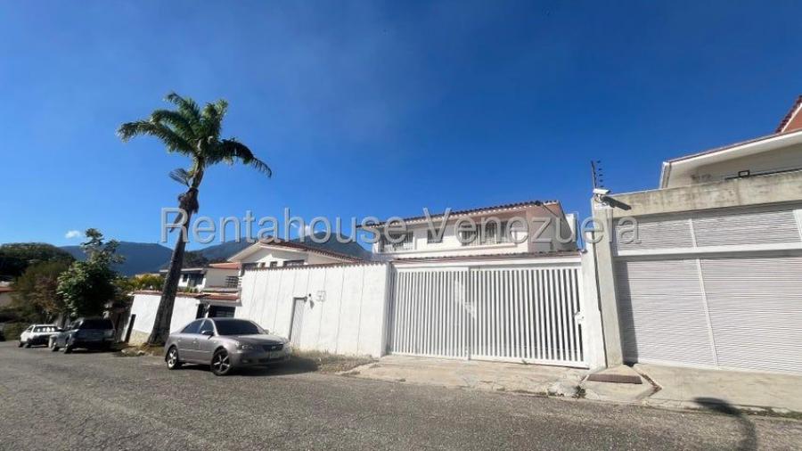 Foto Casa en Venta en Baruta, Caracas, Distrito Federal - U$D 240.000 - CAV254666 - BienesOnLine