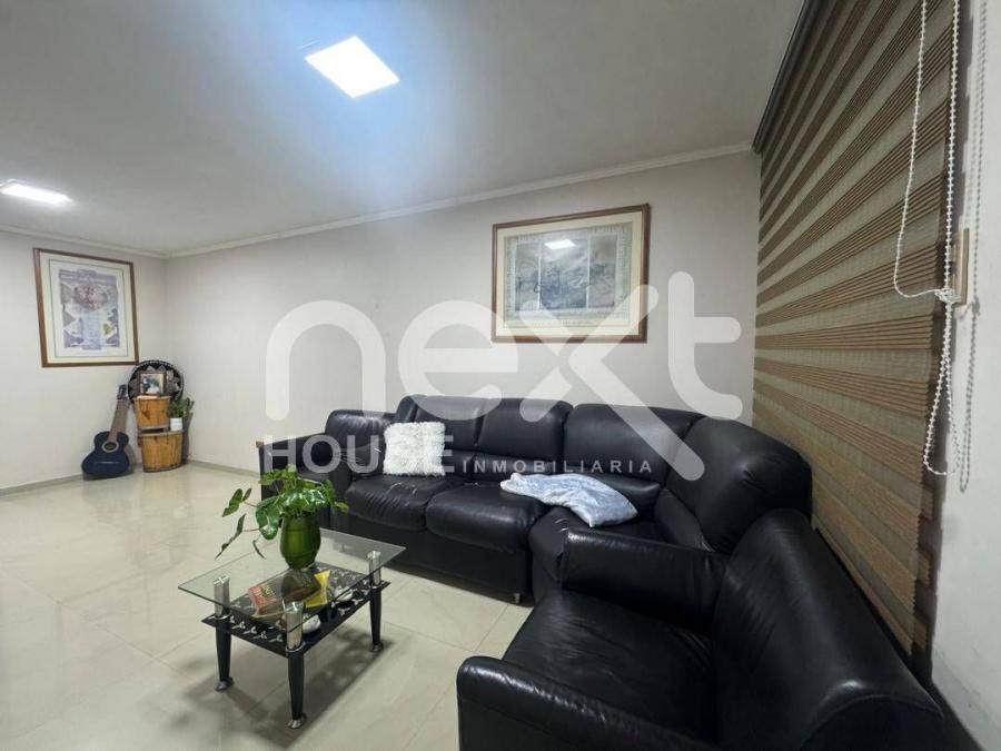 Home in Metric Way