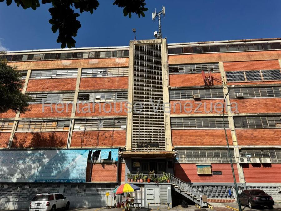 Foto Galpon en Alquiler en Sucre, Caracas, Distrito Federal - U$D 4.700 - GAA254357 - BienesOnLine