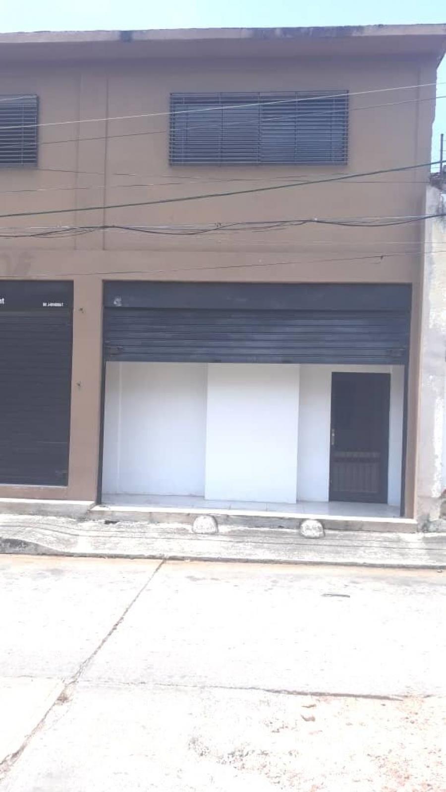 Foto Local en Alquiler en Av Bolivar, Valencia, Carabobo - U$D 250 - LOA141383 - BienesOnLine