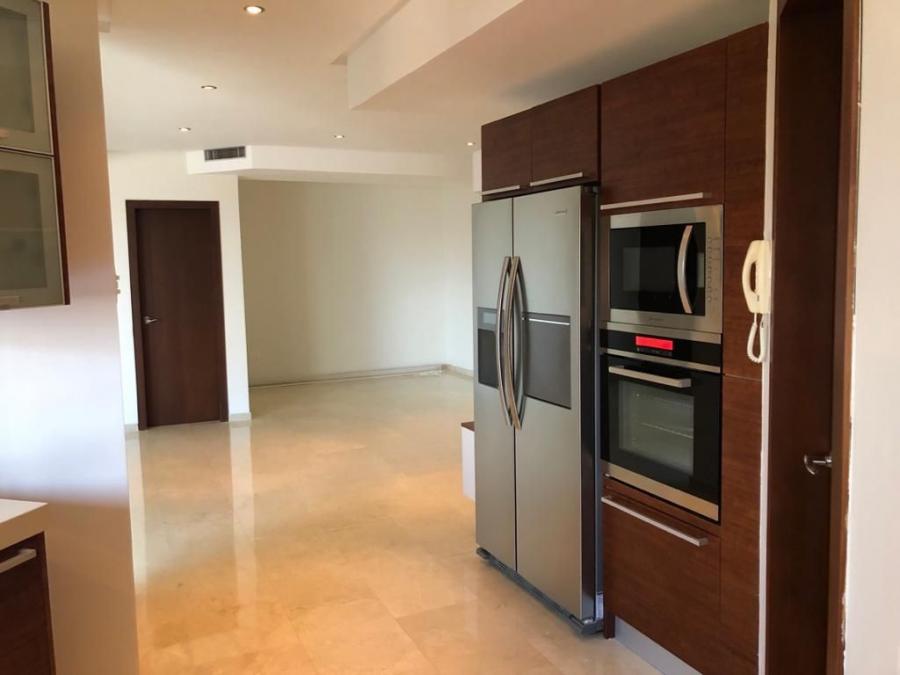 Foto Apartamento en Venta en BANCO MARA, Maracaibo, Zulia - U$D 160.000 - APV129329 - BienesOnLine