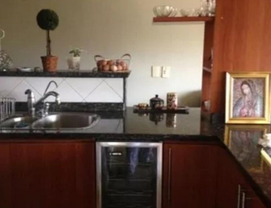 Foto Apartamento en Alquiler en cerca al viejo Banesco, centro, Distrito Federal - BsF 100 - APA217770 - BienesOnLine