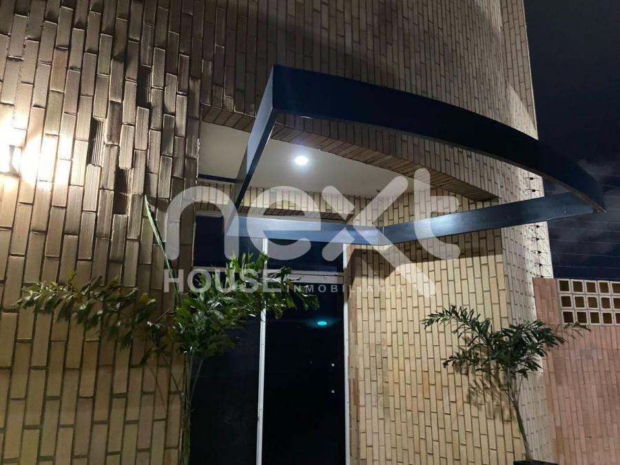 Home in Metric Way