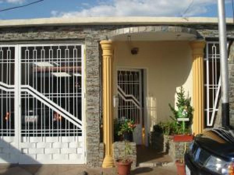 Foto Casa en Venta en Maracay, Aragua - BsF 790.000 - CAV17575 - BienesOnLine