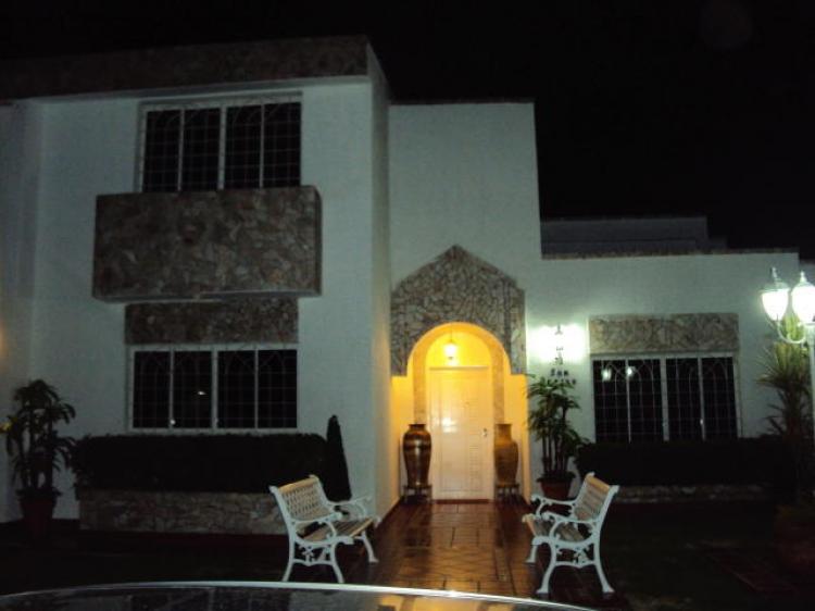 Foto Casa en Venta en Maracaibo, Zulia - BsF 2.500.000 - CAV18739 - BienesOnLine