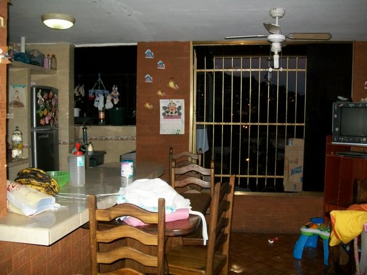Foto Apartamento en Venta en caricuao, Caricuao, Distrito Federal - BsF 450.000 - APV18844 - BienesOnLine