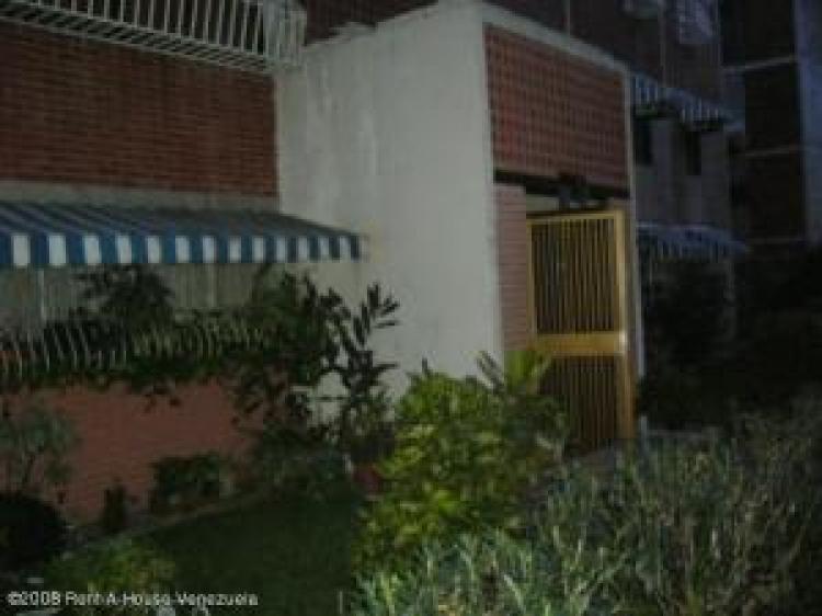 Foto Apartamento en Venta en Maracay, Aragua - BsF 420.000 - APV18044 - BienesOnLine
