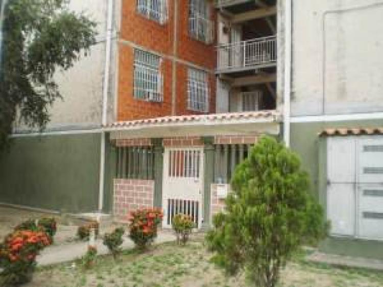 Foto Apartamento en Alquiler en Maracay, Aragua - BsF 2.500 - APA16243 - BienesOnLine