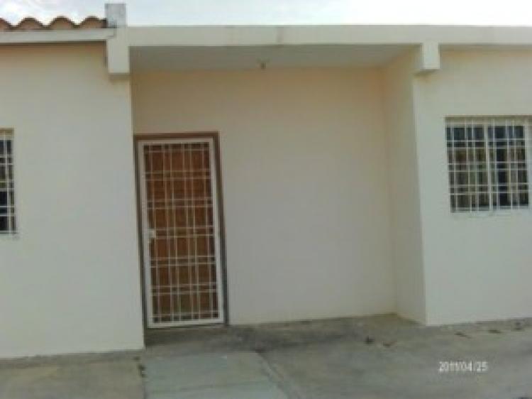 Foto Casa en Alquiler en Judibana, Punto Fijo, Falcn - BsF 4.500 - CAA21470 - BienesOnLine