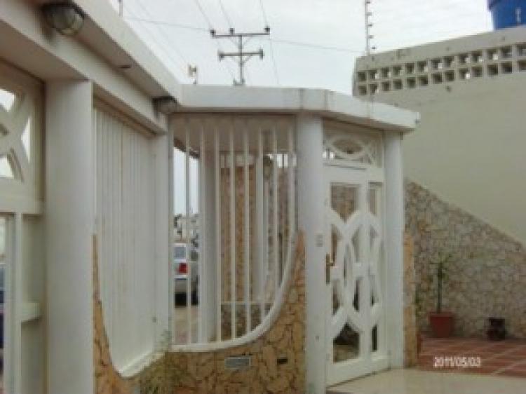 Foto Casa en Venta en Puerta Maraven, Punto Fijo, Falcn - BsF 1.500.000 - CAV22164 - BienesOnLine